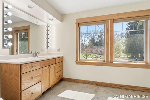$1,975,000 | 18886 Greenwood Court, Spring Lake, MI 49456