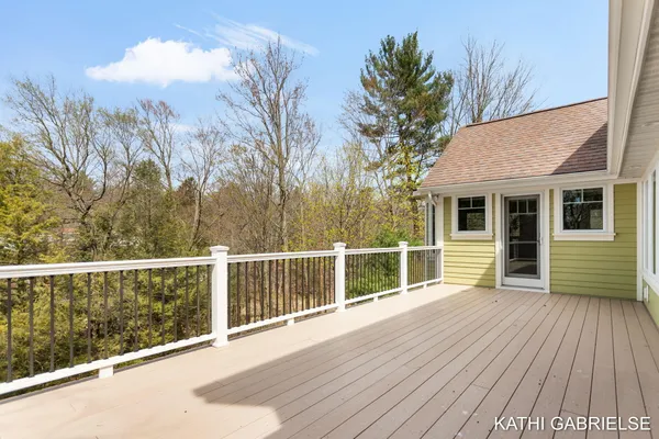 $1,975,000 | 18886 Greenwood Court, Spring Lake, MI 49456