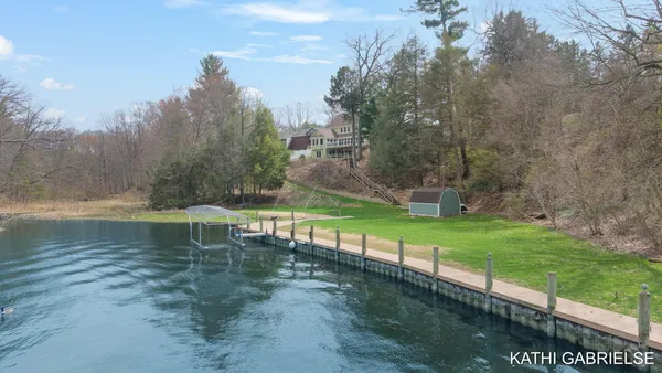 $1,975,000 | 18886 Greenwood Court, Spring Lake, MI 49456