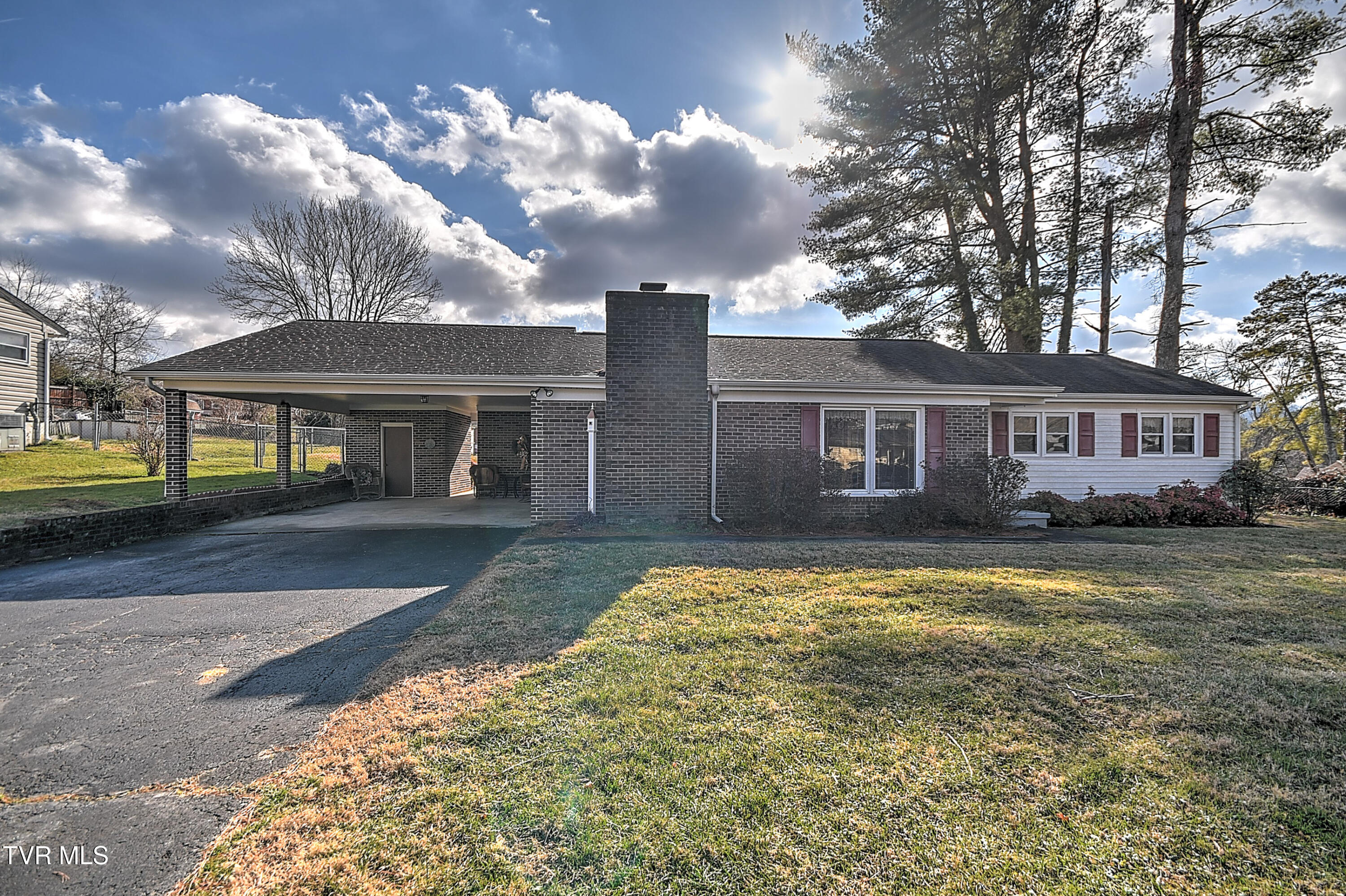 104 Houston Street Bristol, TN 37620 - Photo 2 of 44 104 Houston St DK