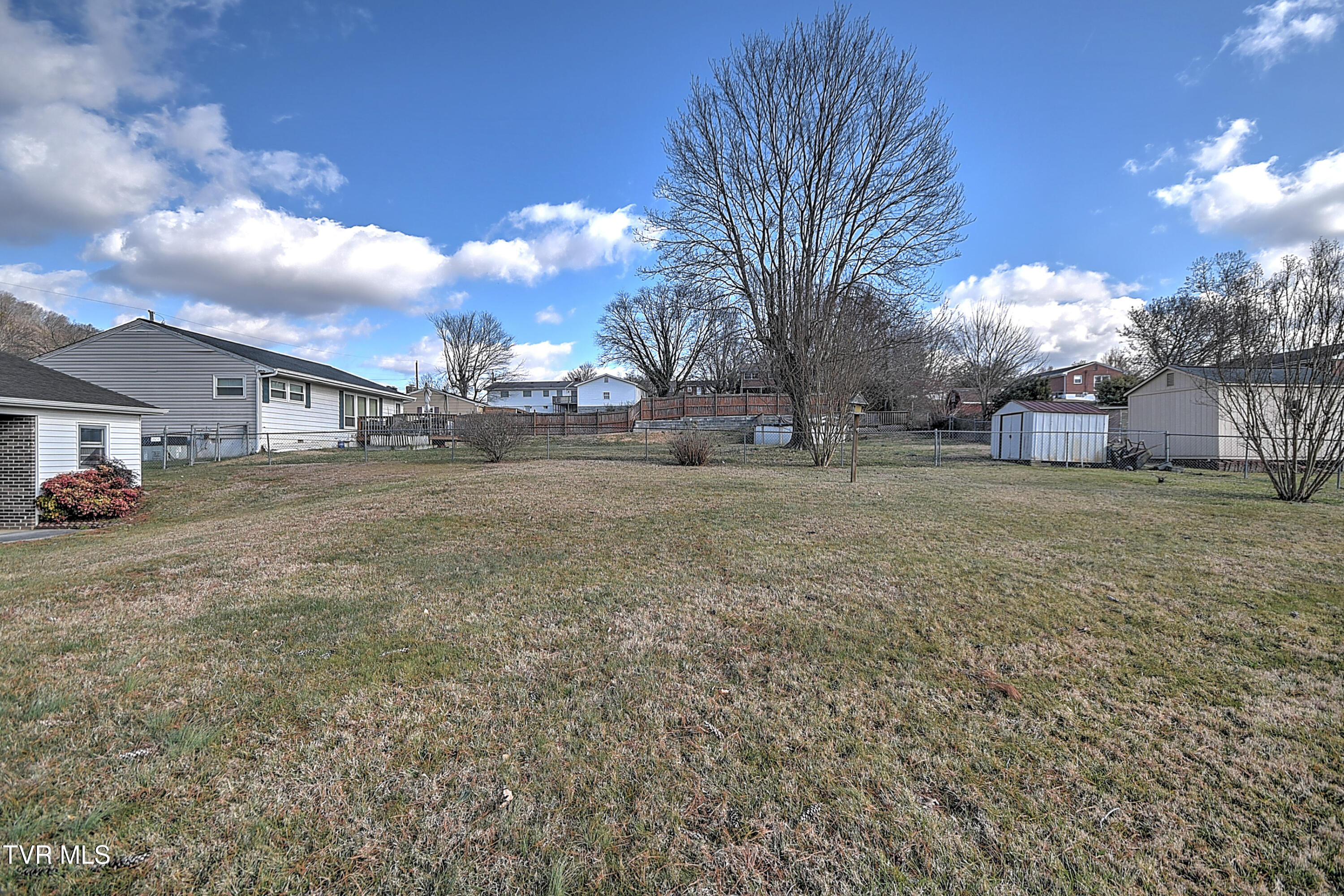 104 Houston Street Bristol, TN 37620 - Photo 40 of 44 104 Houston St DK-34