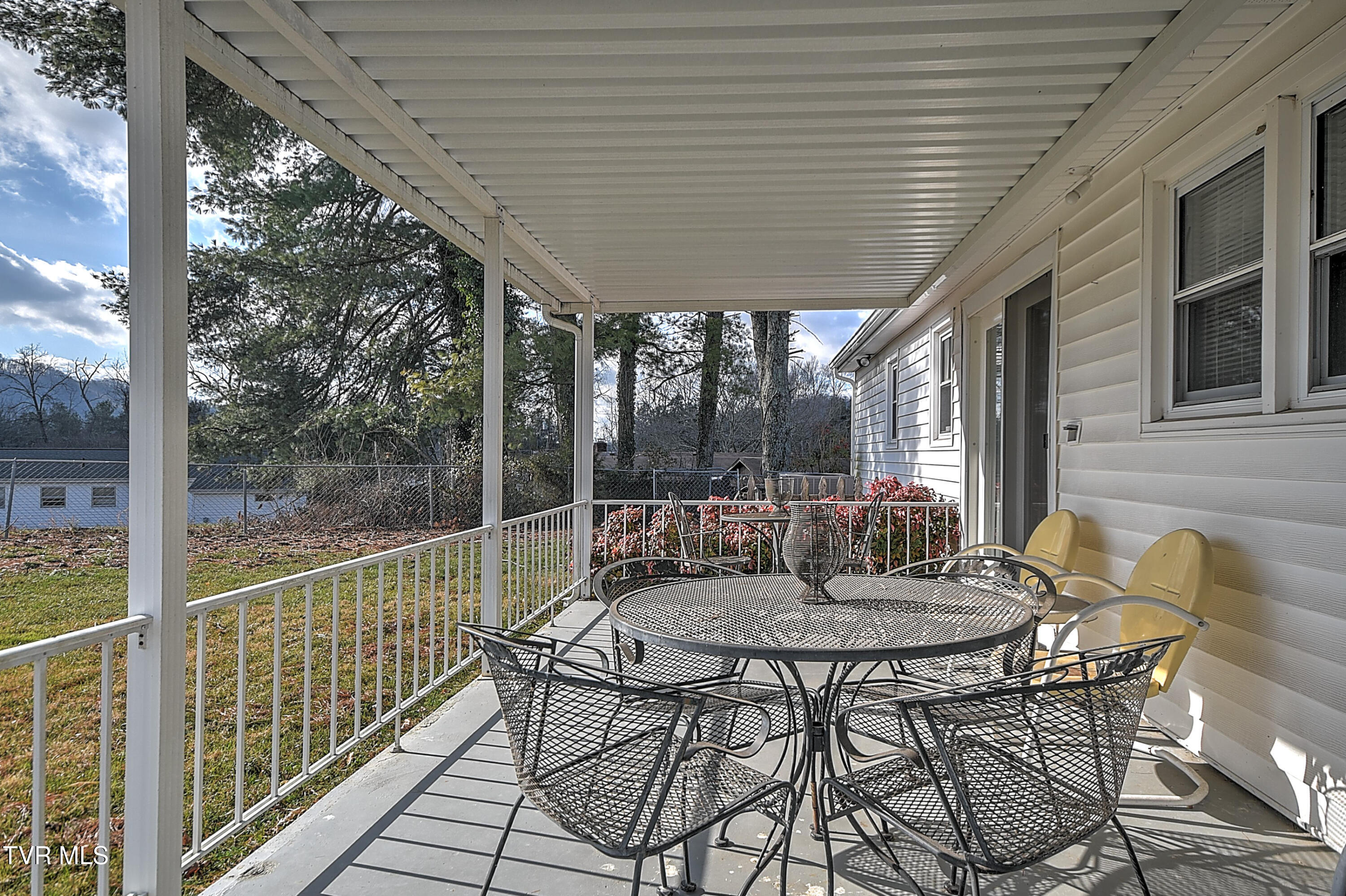 104 Houston Street Bristol, TN 37620 - Photo 42 of 44 104 Houston St DK-36