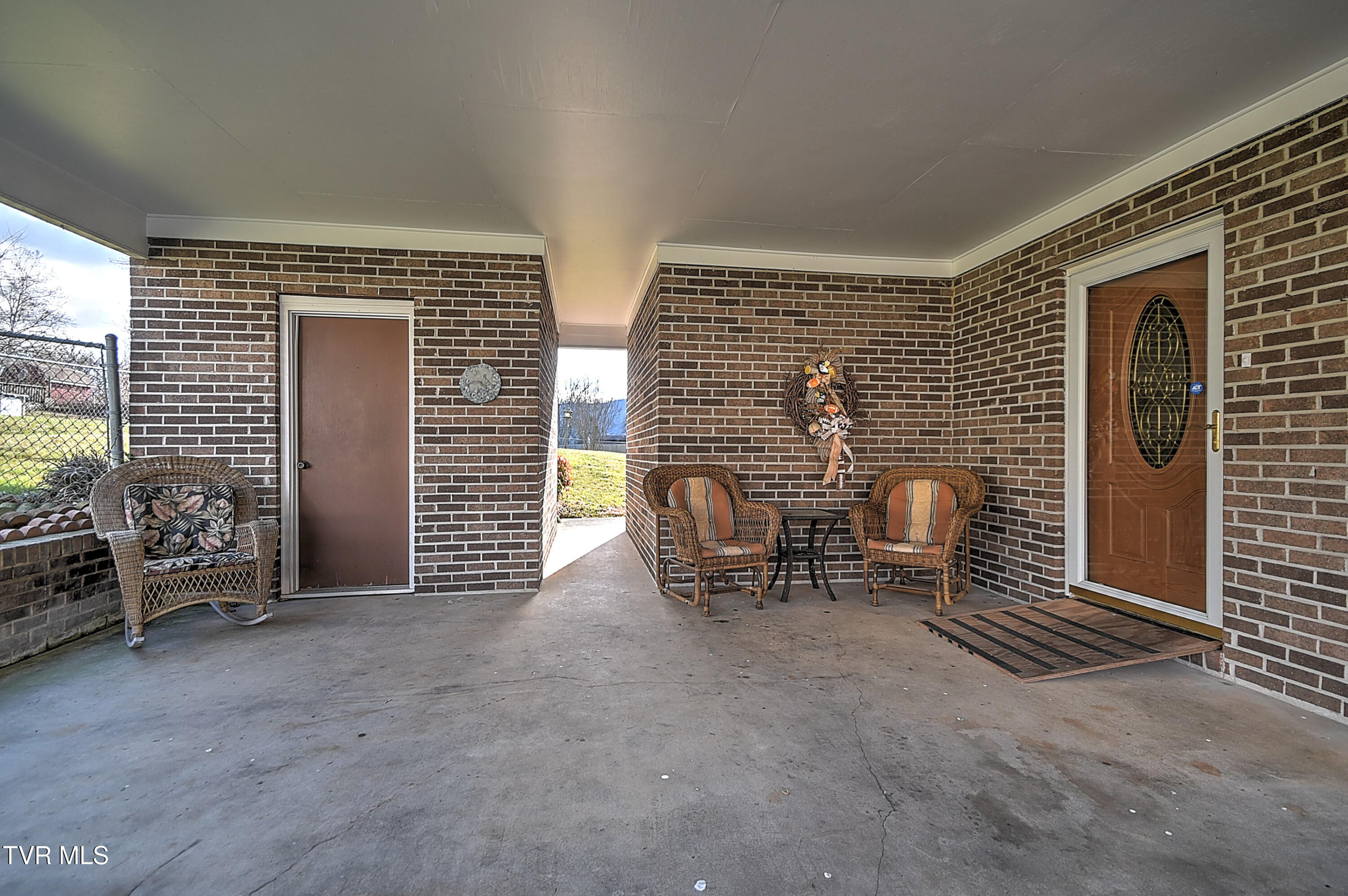 104 Houston Street Bristol, TN 37620 - Photo 5 of 44 104 Houston St DK-4