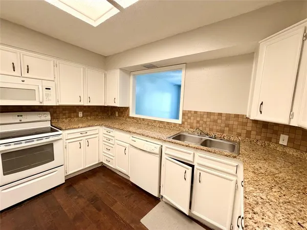 $199,900 | 2810 Stewart Drive, Waco, TX 76708