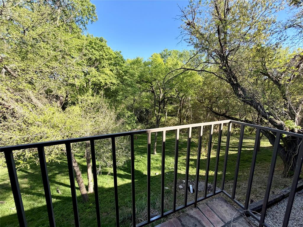 2810 Stewart Drive Waco, TX 76708 - Photo 6 of 13