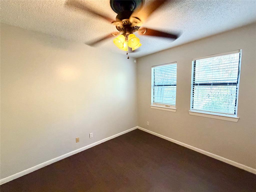 2810 Stewart Drive Waco, TX 76708 - Photo 8 of 13