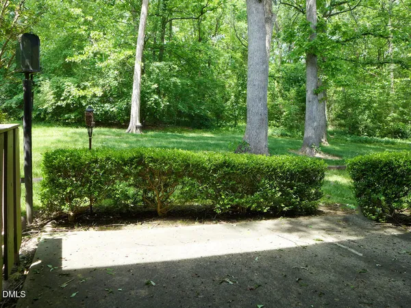 $1,650 | 802 Oak Tree Drive, Chapel Hill, NC 27517