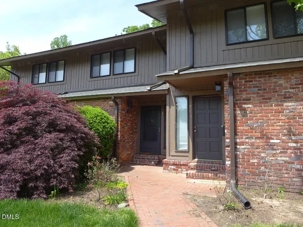 $1,650 | 802 Oak Tree Drive, Chapel Hill, NC 27517