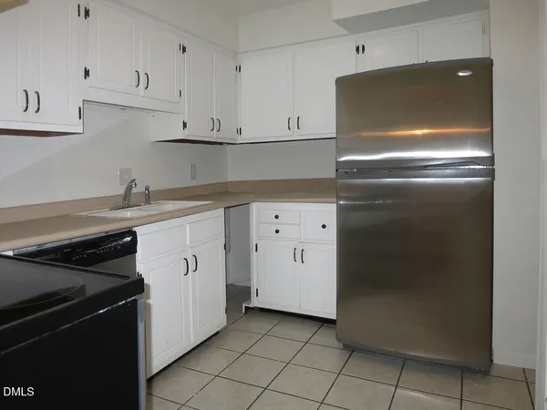 $1,650 | 802 Oak Tree Drive, Chapel Hill, NC 27517