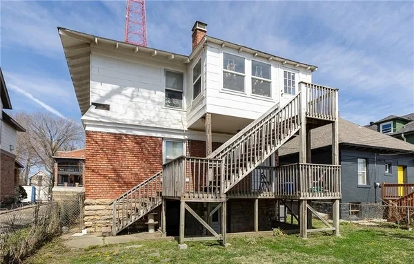 $395,000 | 37 East 32nd Street, Kansas City, MO 64111