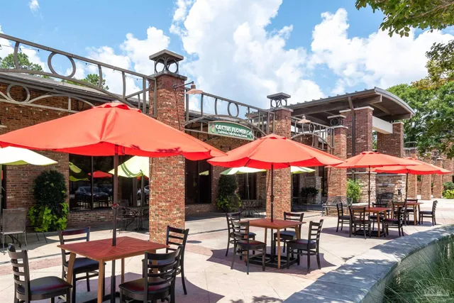 $474,900 | 3920 North 10th Avenue, Pensacola, FL 32503