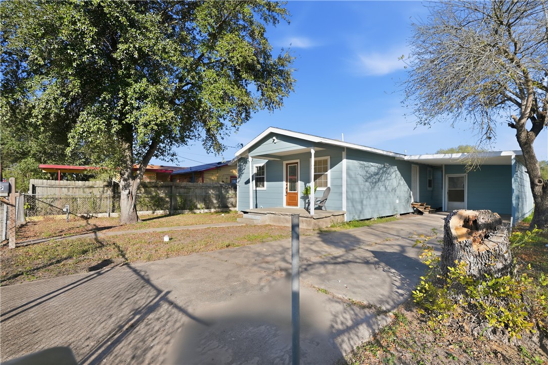 109 Dewey Avenue Alice, TX 78332 - Photo 25 of 28