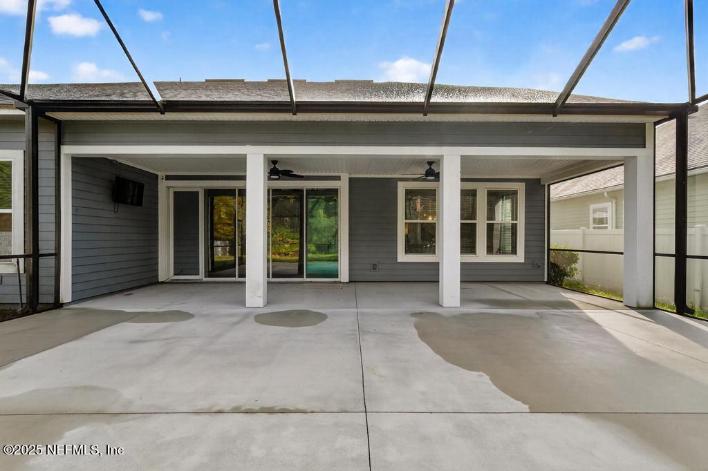 99 Footbridge Road St. Johns, FL 32259 - Photo 2 of 76 Screened Lanai Interior