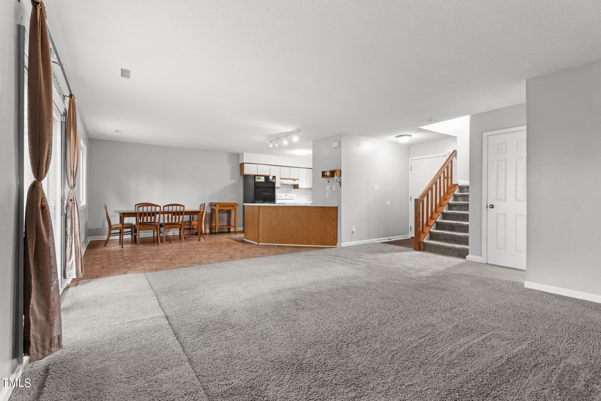 3307 Comstock Road Raleigh, NC 27604 - Photo 5 of 27 DSC_0092