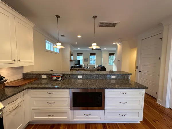 $5,300 | 969 Warrick Oaks Ln Mount, Mount Pleasant, SC 29464