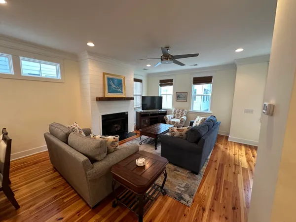 $5,300 | 969 Warrick Oaks Ln Mount, Mount Pleasant, SC 29464