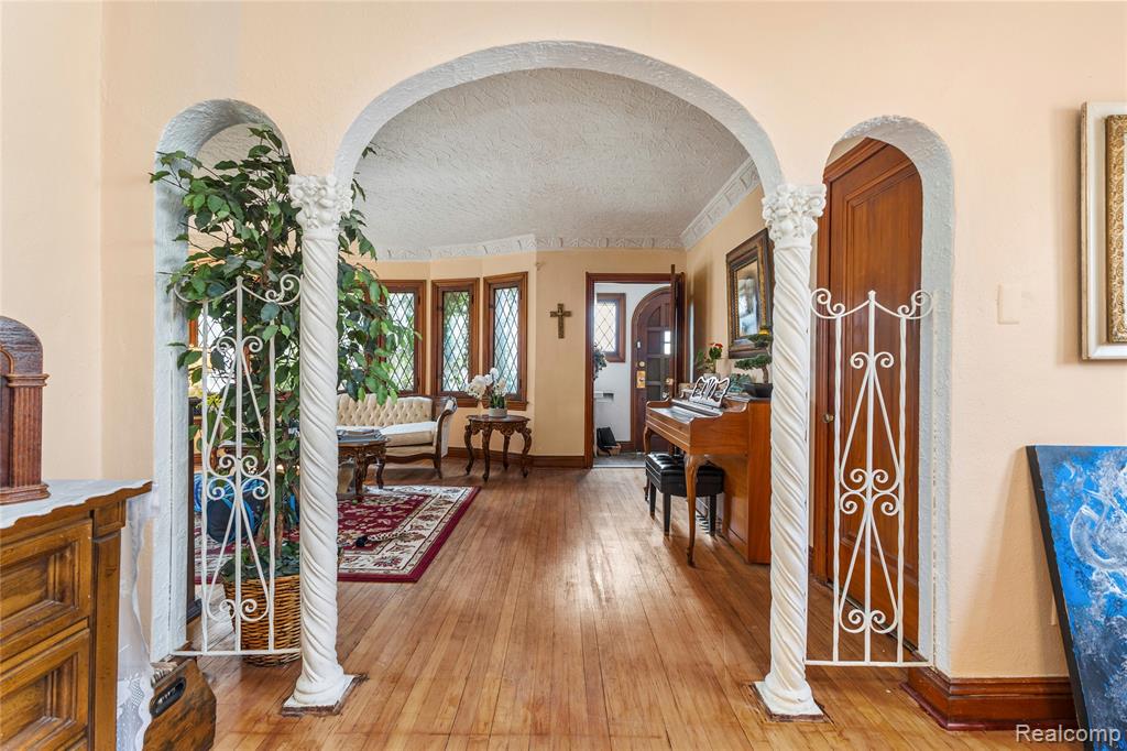 604 Alter Road Detroit, MI 48215 - Photo 25 of 51