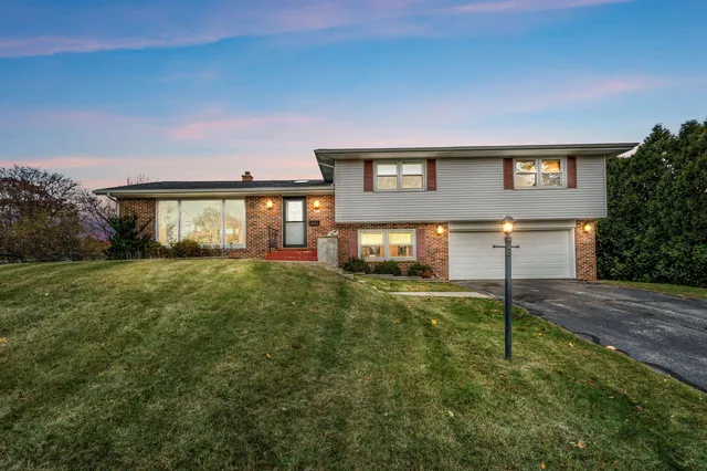 $399,900 | 4419 South 16th Street, Sheboygan, WI 53081