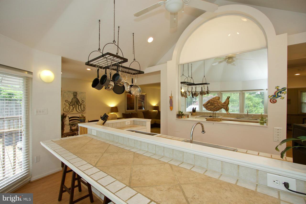 19 Edgemoor Road Lutherville-Timonium, MD 21093 - Photo 13 of 30 Kitchen
