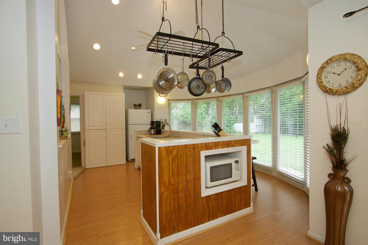 19 Edgemoor Road Lutherville-Timonium, MD 21093 - Photo 8 of 30 Kitchen