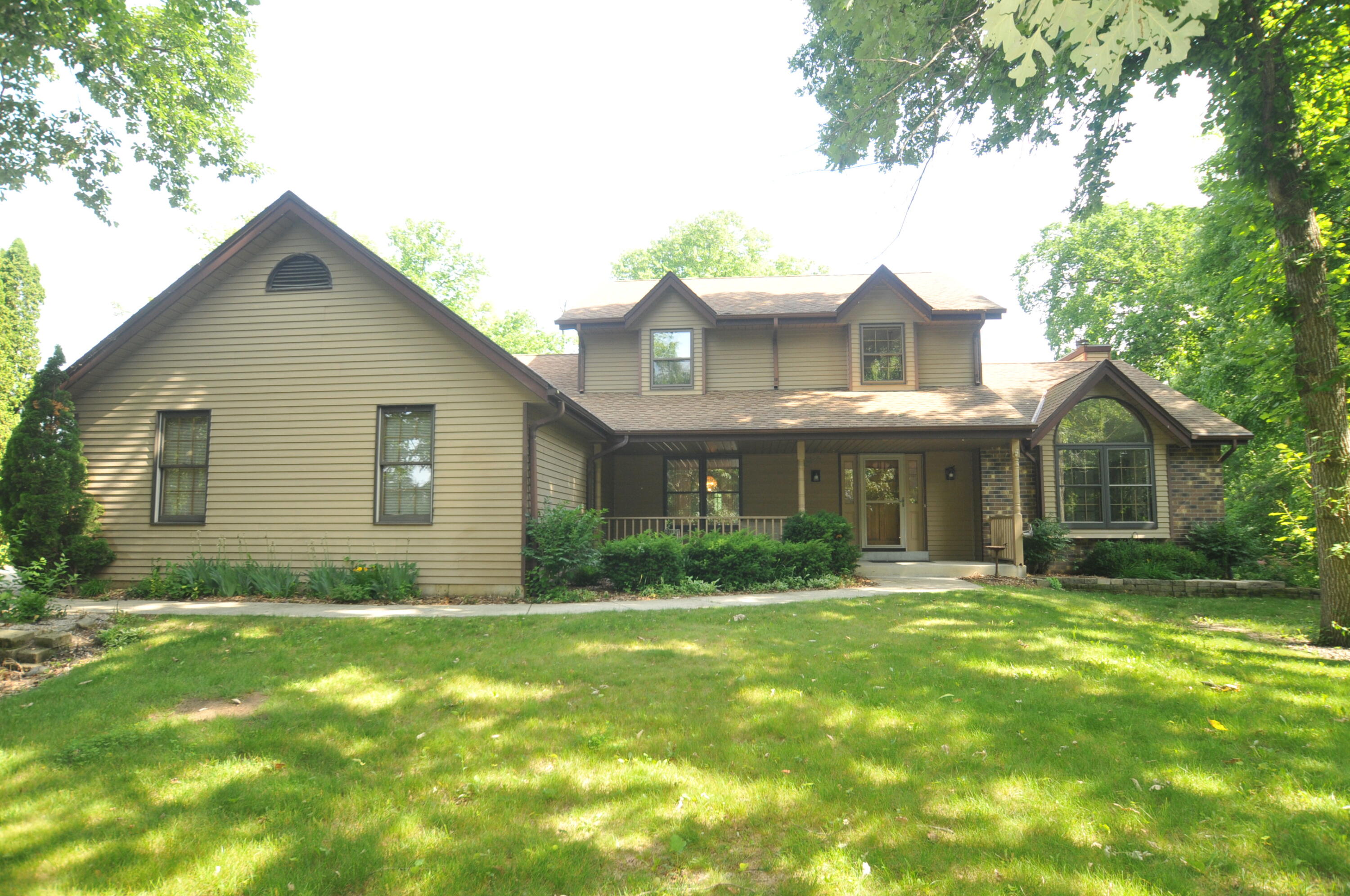 2436 5 1/2 Mile Road Caledonia, WI 53402 - Photo 1 of 44 DSC_0895