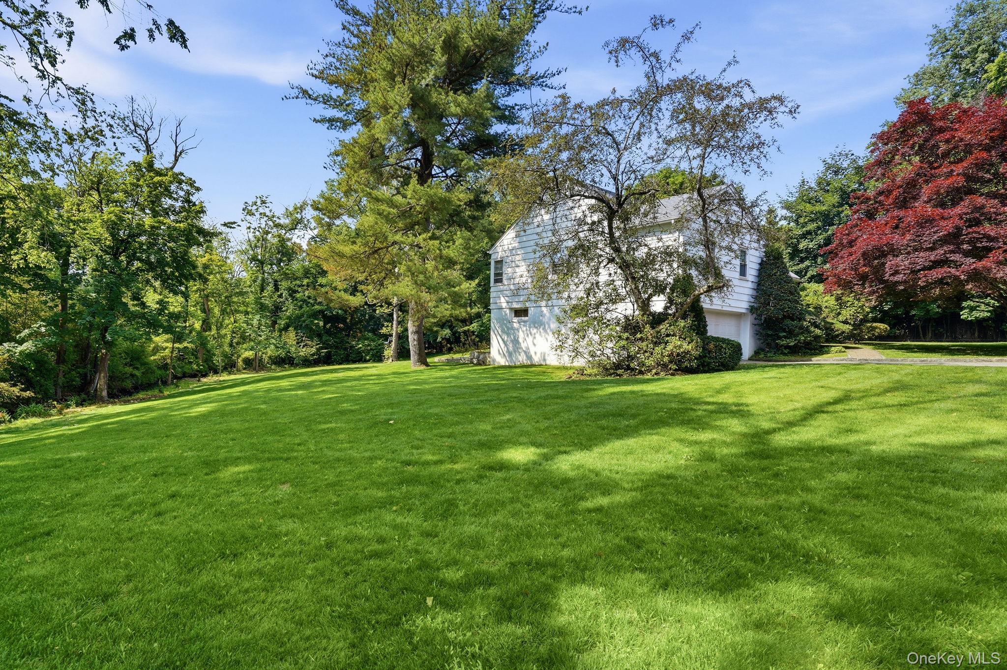 65 Lincoln Road Scarsdale, NY 10583 - Photo 22 of 29