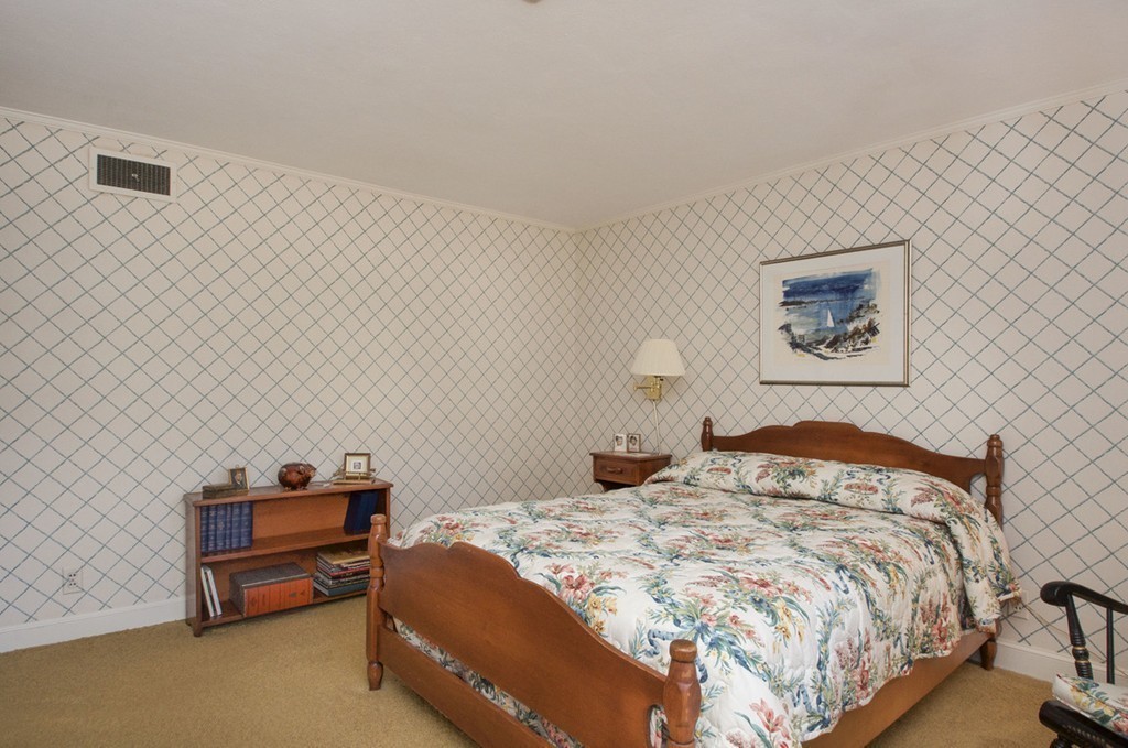 294 Ellington Road Longmeadow, MA 01106 - Photo 25 of 30 Gallery Image 25