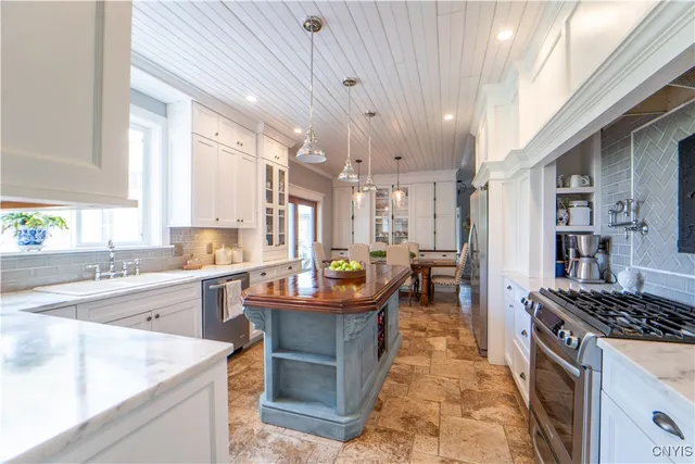 $639,900 | 139 Riverview Road, Schoharie, NY 12157