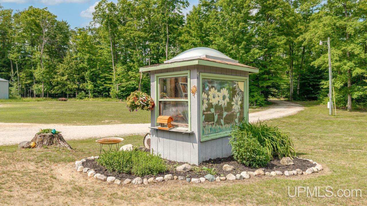 8511 Hyland Road Manistique, MI 49854 - Photo 41 of 67