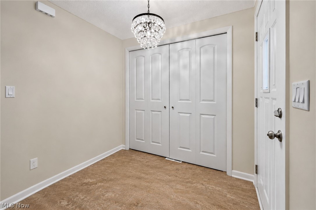 2426 Lander Road Pepper Pike, OH 44124 - Photo 4 of 38