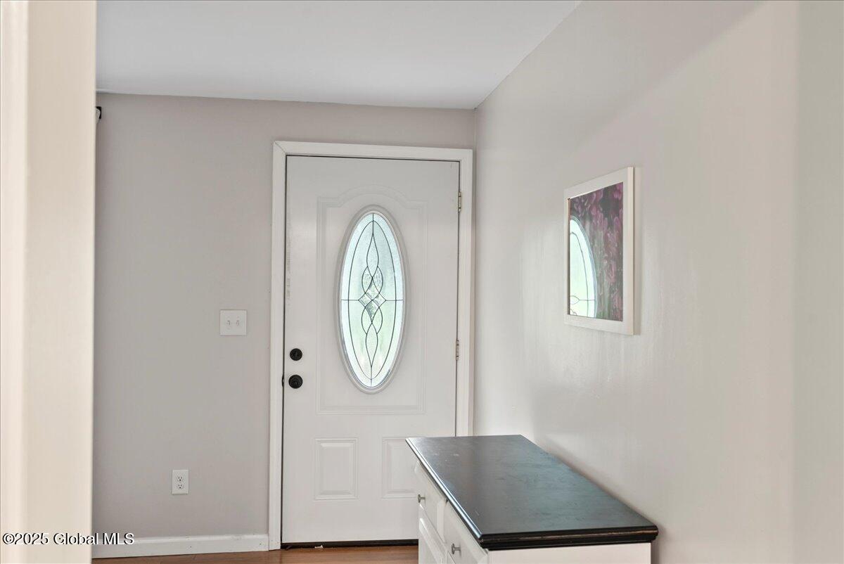 176 Northampton Road Amsterdam, NY 12010 - Photo 11 of 32 18-DSC03715