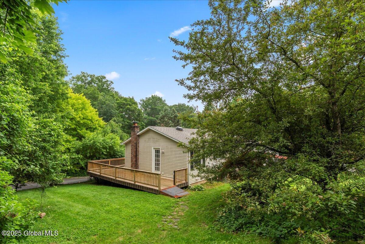 176 Northampton Road Amsterdam, NY 12010 - Photo 6 of 32 11-DSC03664