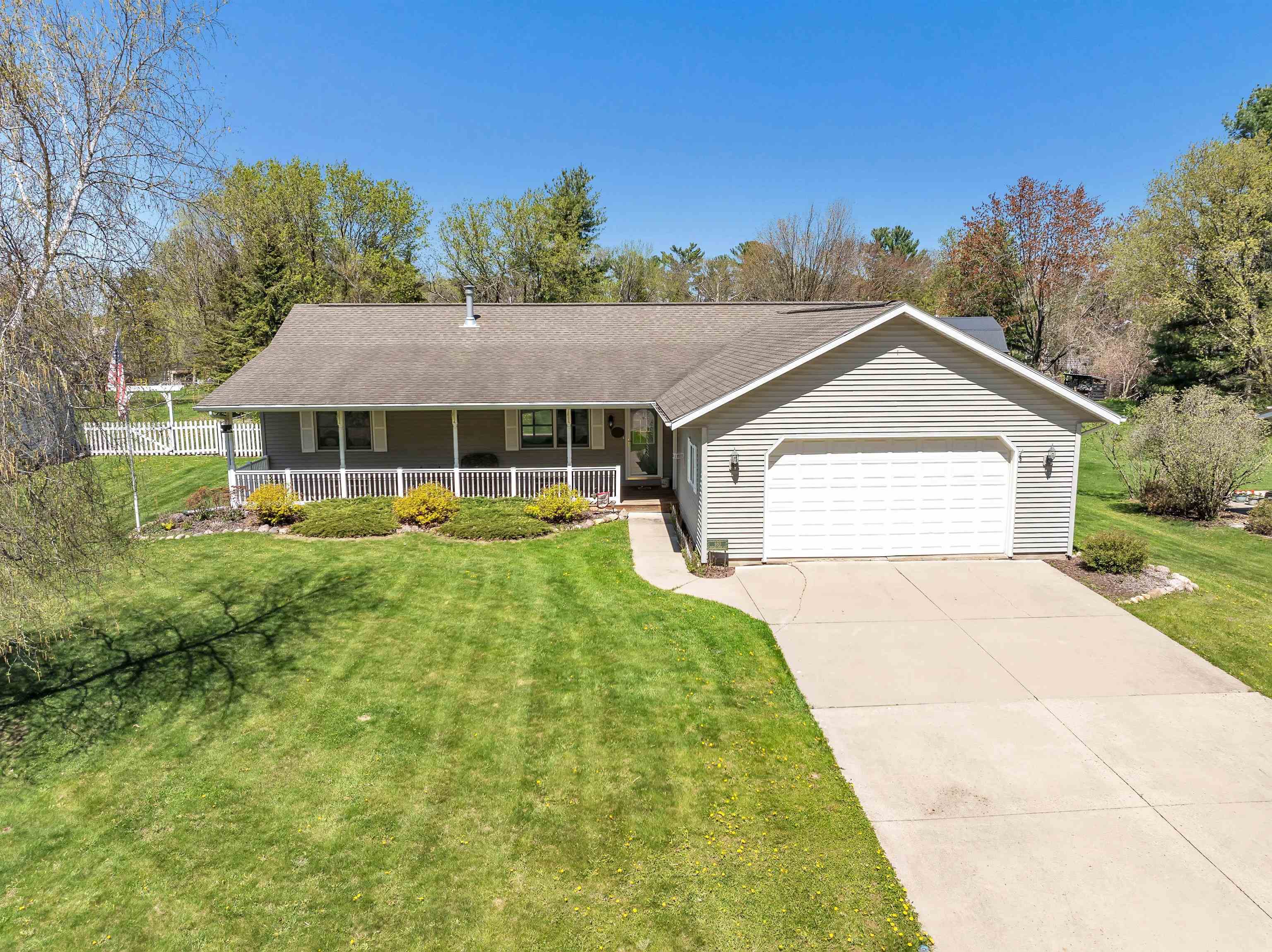 980 Buffalo Ridge Lane Waupaca, WI 54981 - Photo 1 of 1 Gallery Image 1