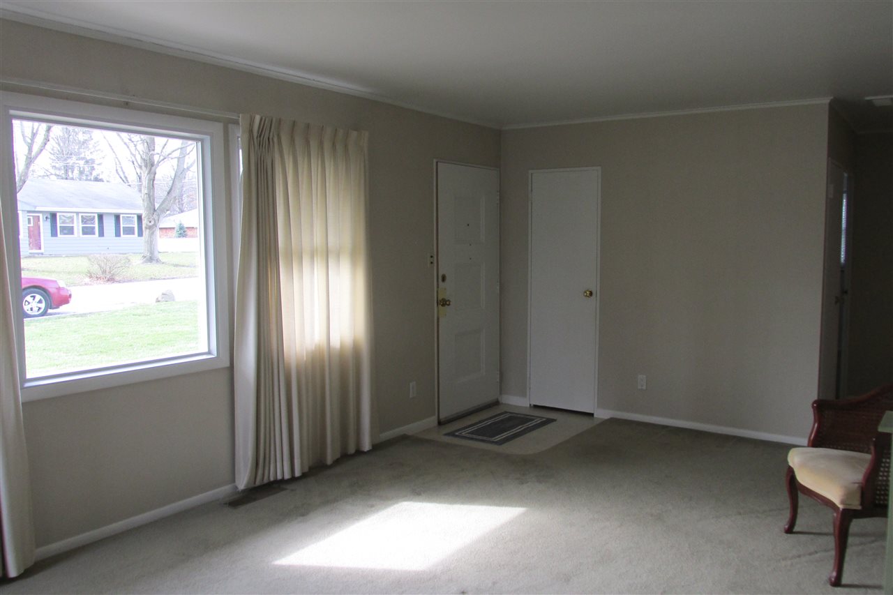 218 North Greenbriar Road Muncie, IN 47304 - Photo 15 of 35 Gallery Image 15