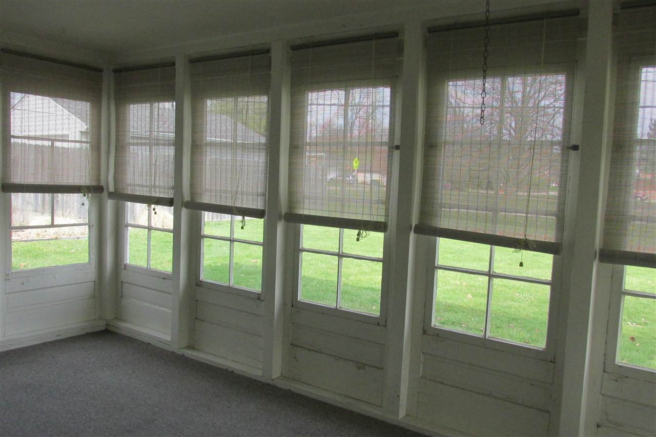 218 North Greenbriar Road Muncie, IN 47304 - Photo 24 of 35 Gallery Image 24