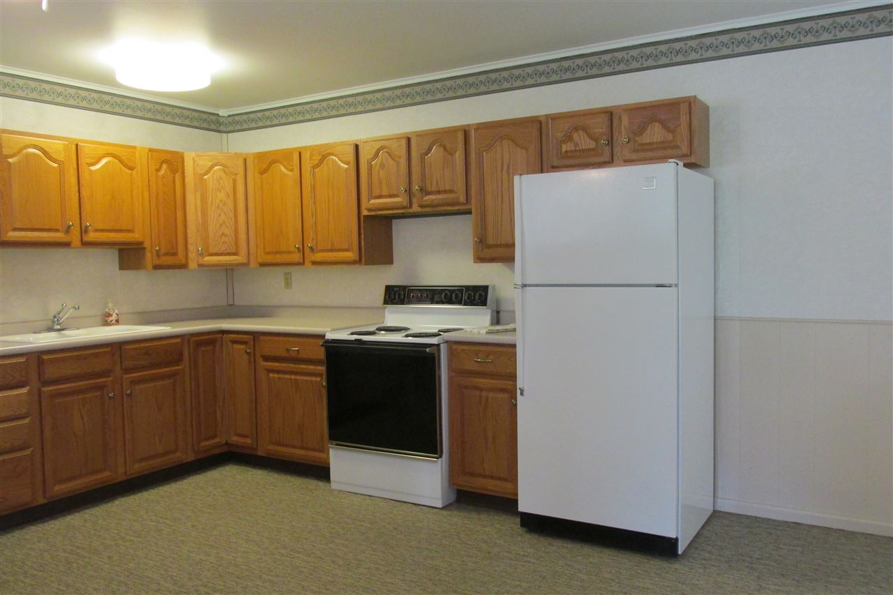 218 North Greenbriar Road Muncie, IN 47304 - Photo 9 of 35 Gallery Image 9