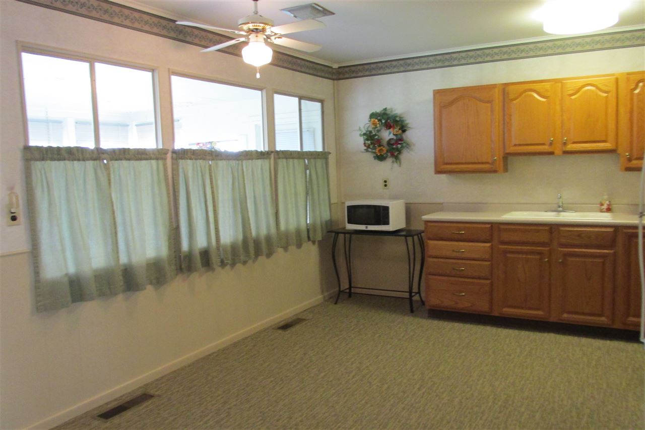 218 North Greenbriar Road Muncie, IN 47304 - Photo 10 of 35 Gallery Image 10