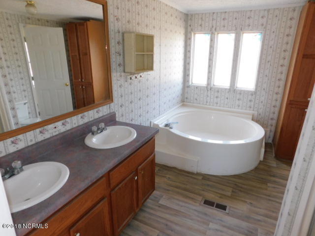 925 Purser Road Vanceboro, NC 28586 - Photo 16 of 17 DSCN4819