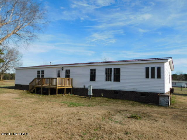 925 Purser Road Vanceboro, NC 28586 - Photo 2 of 17 DSCN4830