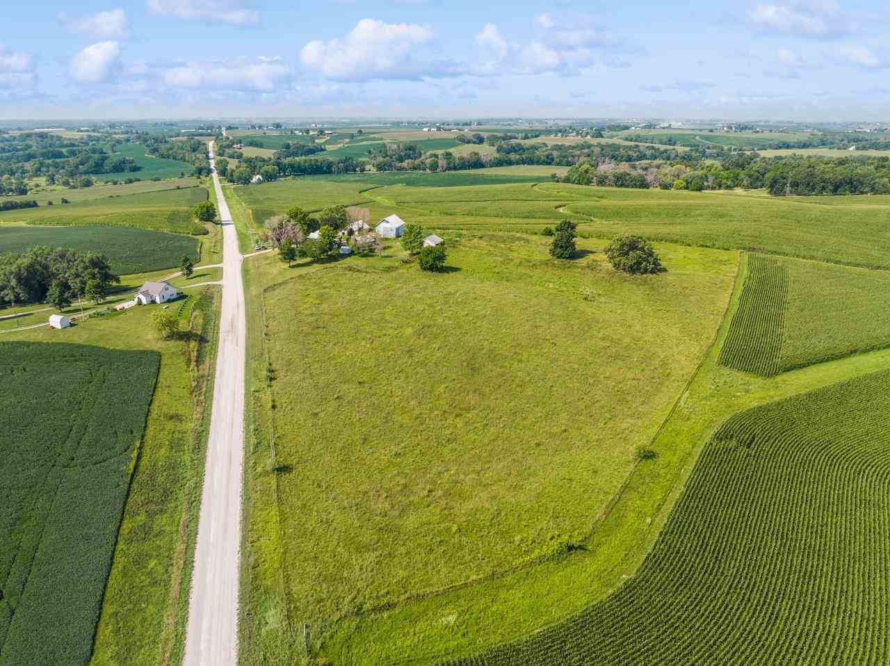 1354 Angle Road Southwest Kalona, IA 52247 - Photo 6 of 42 Gallery Image 6