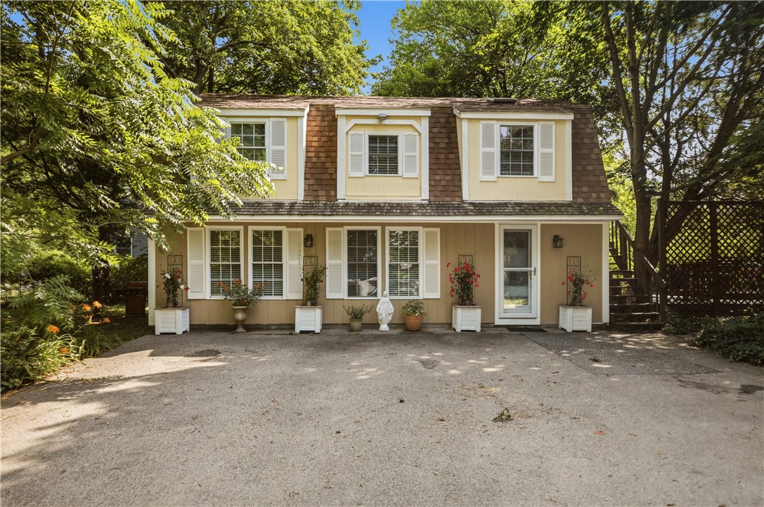 554 East Main Road Middletown, RI 02842 - Photo 1 of 22