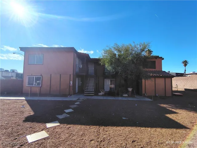 $1,075 | 3663 Kolendo Court, Unit B, Las Vegas, NV 89103