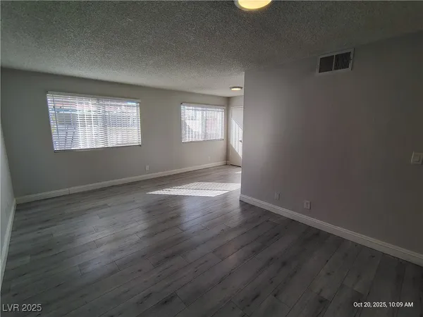 $1,075 | 3663 Kolendo Court, Unit B, Las Vegas, NV 89103