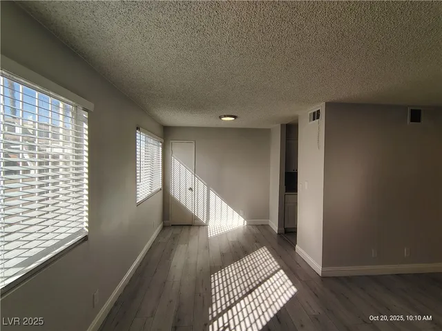 $1,125 | 3663 Kolendo Court, Unit B, Las Vegas, NV 89103