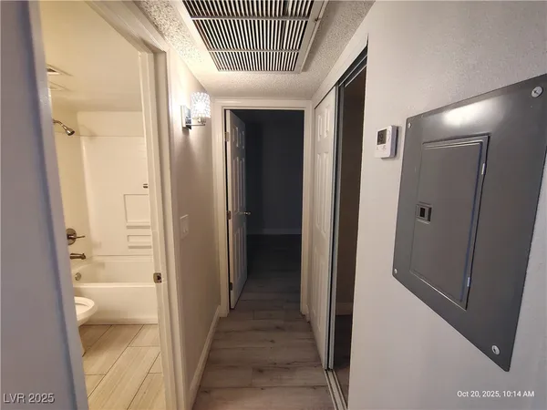 $1,075 | 3663 Kolendo Court, Unit B, Las Vegas, NV 89103