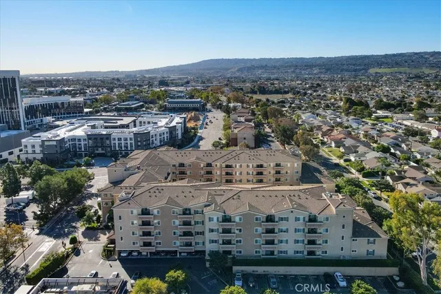 $410,000 | 21345 Hawthorne Boulevard, Unit 217, Torrance, CA 90503