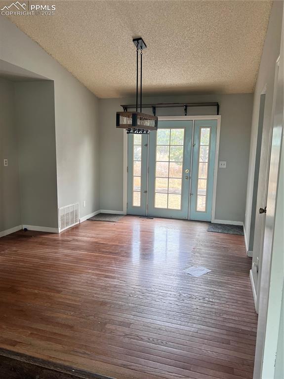 8545 Moss Rock Road Colorado Springs, CO 80908 - Photo 4 of 33