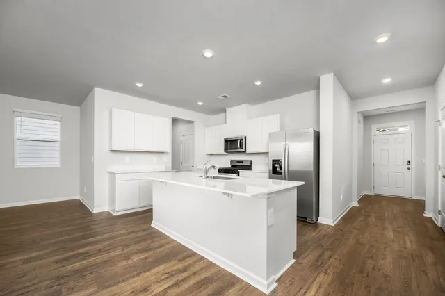 $2,690 | 1510 Mountain View Drive, Lebanon, TN 37090