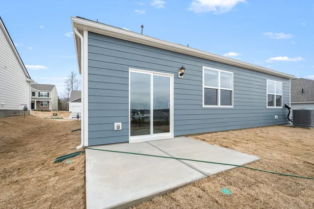 $2,690 | 1510 Mountain View Drive, Lebanon, TN 37090