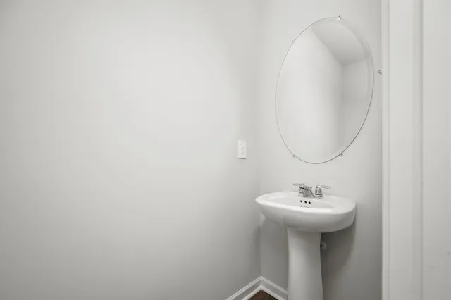 $2,690 | 1510 Mountain View Drive, Lebanon, TN 37090